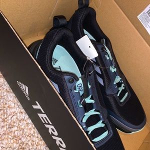 (NWB) Adidas x Continental — Women's Terrex CMTK W